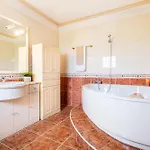 Villa Dubai - Com Piscina Aquecivel E Bbq - Albufeira *