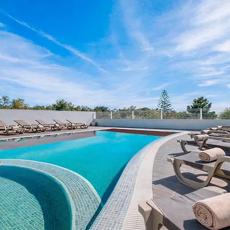 Dubai By Algarve Vacation Villa