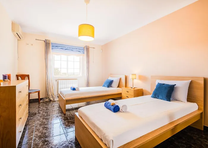 Villa Dubai By Algarve Vacation *