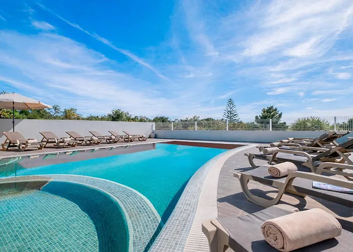 Dubai By Algarve Vacation Villa